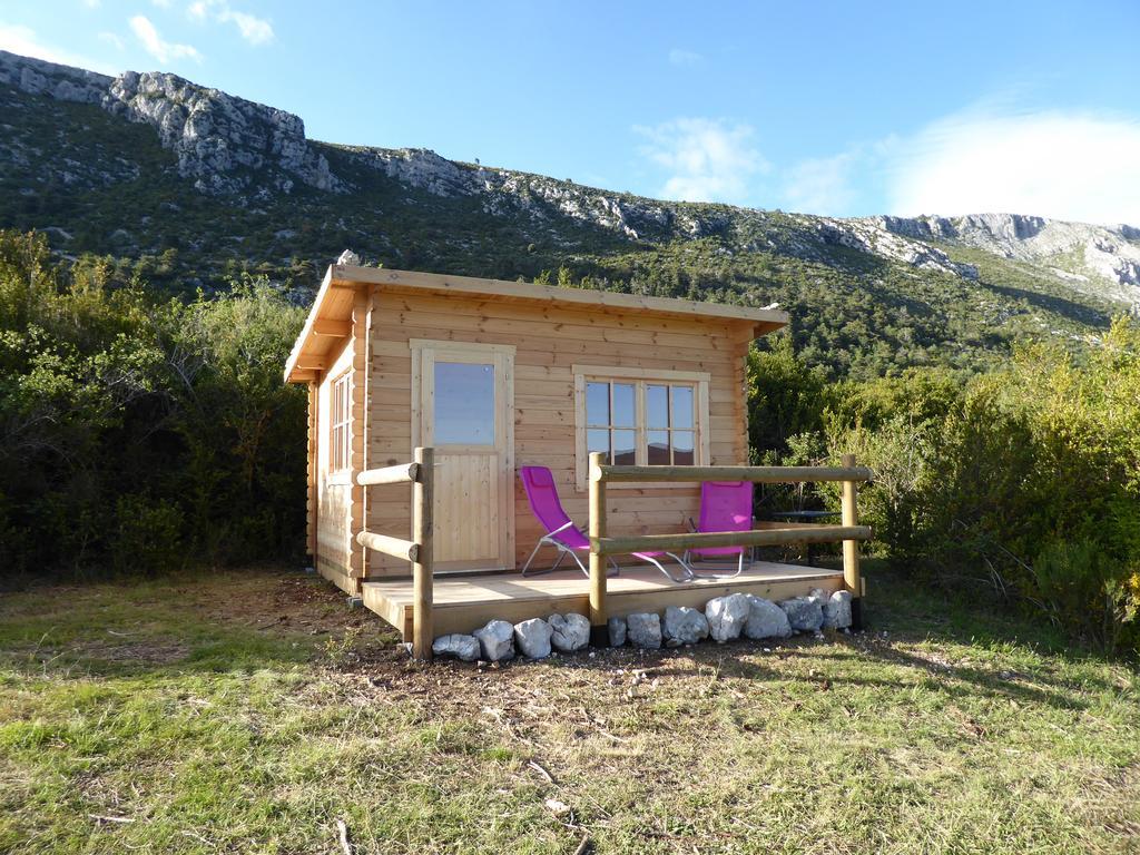 ホテルFerme Saint Pierre Bargème エクステリア 写真